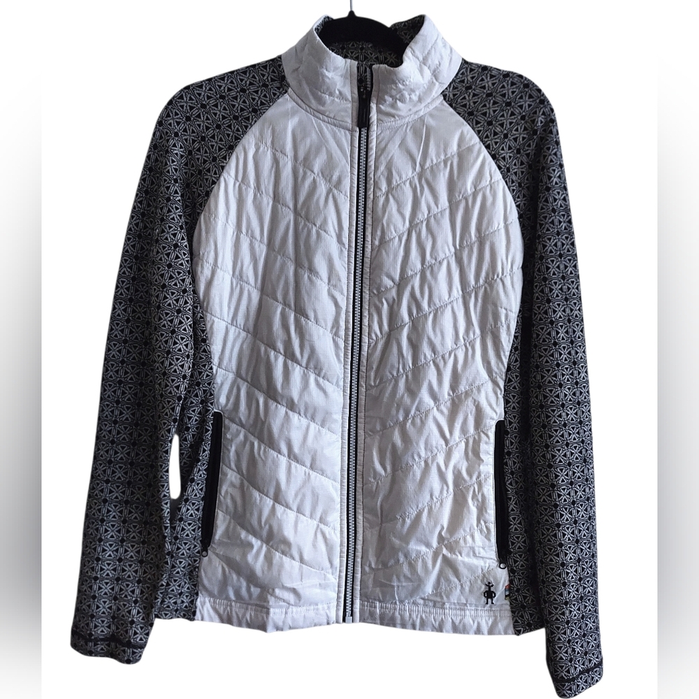 Smartwool White Quilted Front Jacket with Black Patterned Sleeves